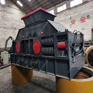 1200x800型制砂設備 大型對輥制砂機發(fā)貨圖片