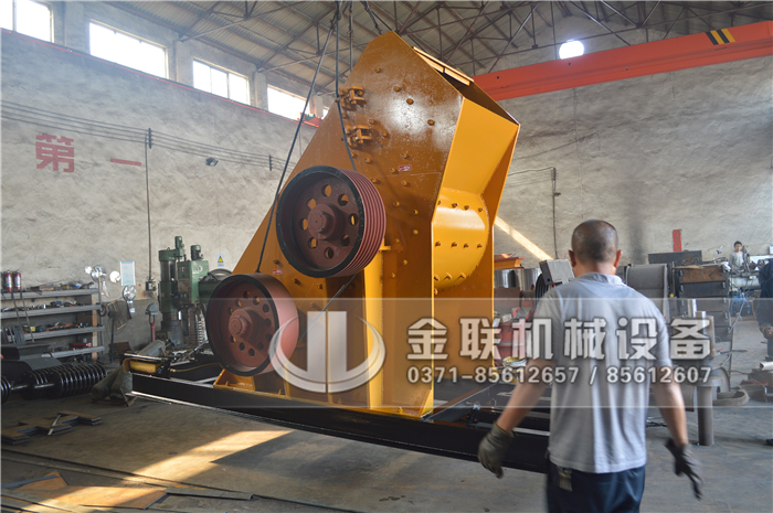 哪個廠家煤炭粉碎機優(yōu)勢多，有哪些型號推薦？