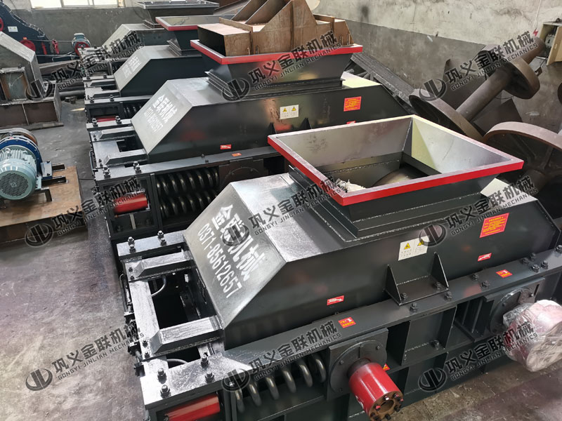 小型對輥式破碎機的價格是多少錢一臺，有哪些型號推薦？