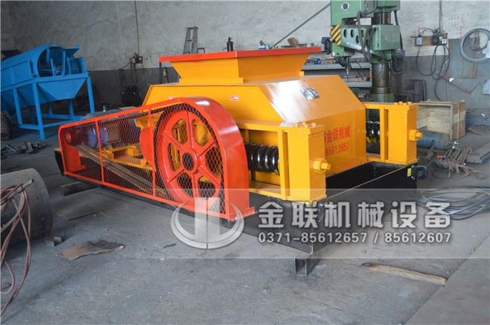 焦炭粉碎機(jī)如何選型，它有哪些優(yōu)勢(shì)特點(diǎn)？