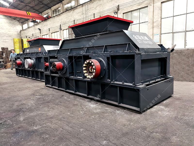 半自動大型對輥制砂機(jī)發(fā)貨 2PG1208制砂機(jī)設(shè)備發(fā)往廣東 半自動大型對輥制砂機(jī)發(fā)貨 2PG1208制砂機(jī)設(shè)備發(fā)往廣東