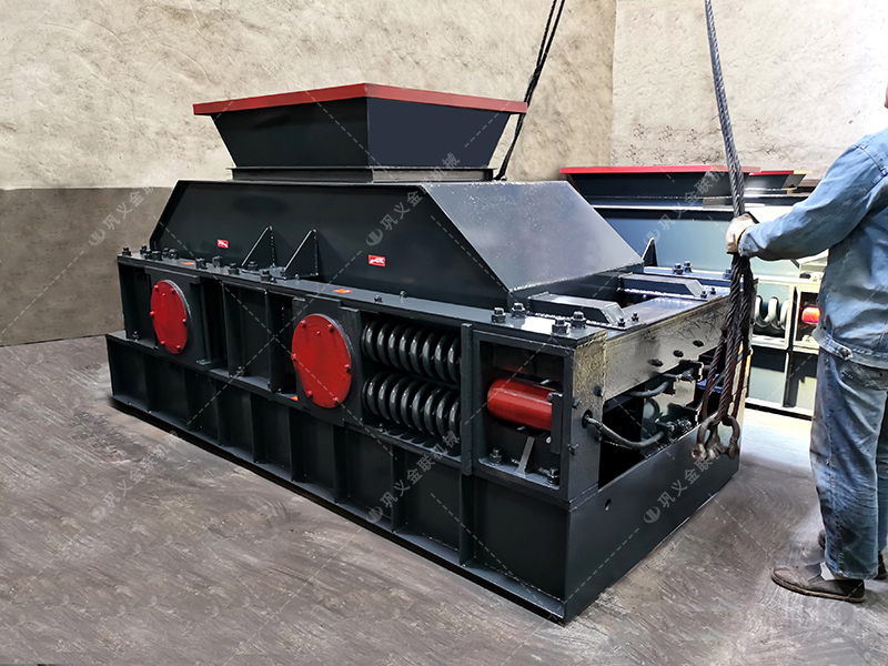 2PG1000x700中型對輥破碎機發(fā)貨圖片 2PG1000x700中型對輥破碎機發(fā)貨圖片