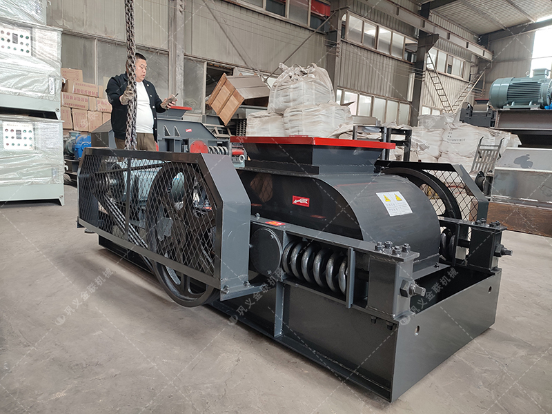 2PGC400X400雙齒輥破碎機發貨圖片_發往新疆伊犁_破碎煤