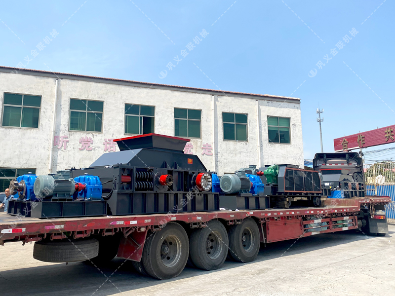 2PGC900X900雙齒輥破碎機(jī)發(fā)貨圖片_發(fā)往內(nèi)蒙古赤峰_破碎煤 2PGC900X900雙齒輥破碎機(jī)發(fā)貨圖片_發(fā)往內(nèi)蒙古赤峰_破碎煤