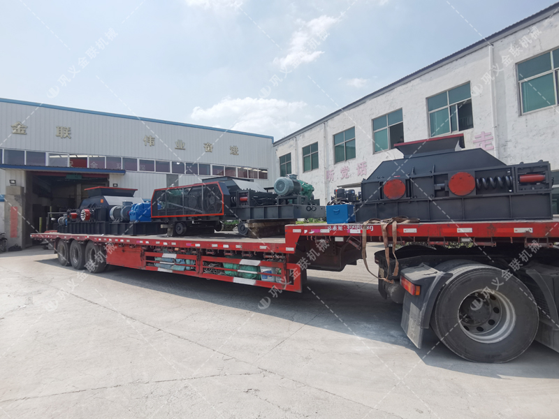 2PGC900X900雙齒輥破碎機(jī)發(fā)貨圖片_發(fā)往內(nèi)蒙古赤峰_破碎煤 2PGC900X900雙齒輥破碎機(jī)發(fā)貨圖片_發(fā)往內(nèi)蒙古赤峰_破碎煤