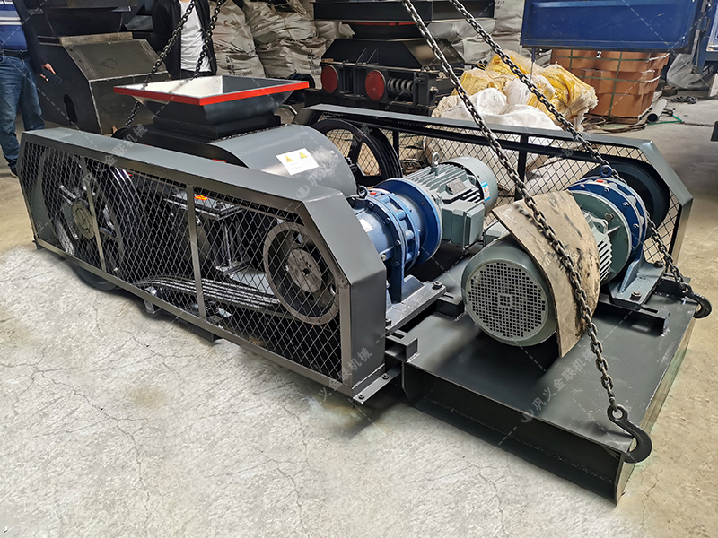 2pgc小型雙齒輥破碎機發貨圖片_發往四川攀枝花_粉碎焦炭 2pgc小型雙齒輥破碎機發貨圖片_發往四川攀枝花_粉碎焦炭