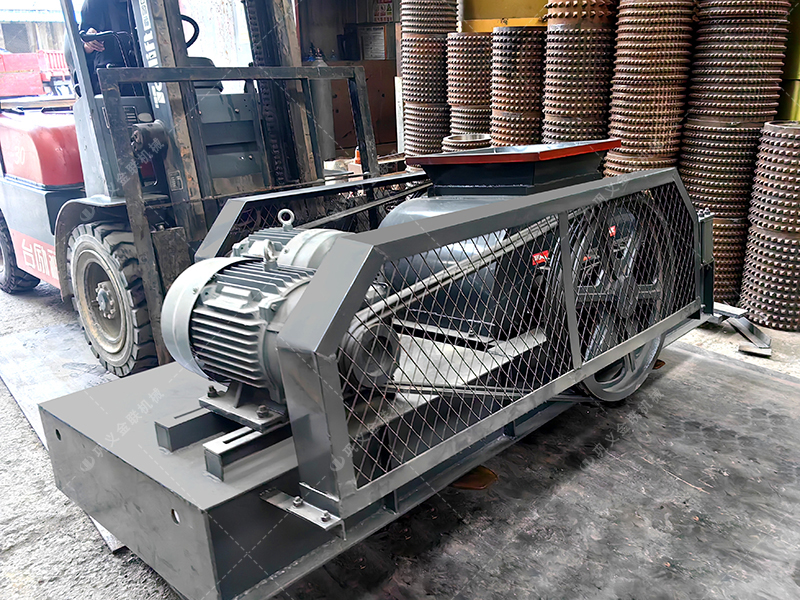 2PGC小型雙齒輥破碎機(jī)發(fā)貨圖片_發(fā)往湖南婁底_破碎冰塊 2PGC小型雙齒輥破碎機(jī)發(fā)貨圖片_發(fā)往湖南婁底_破碎冰塊