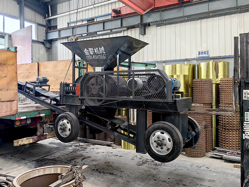 610X400對(duì)輥破碎機(jī)發(fā)貨圖片_發(fā)往甘肅蘭州_破碎金礦石 610X400對(duì)輥破碎機(jī)發(fā)貨圖片_發(fā)往甘肅蘭州_破碎金礦石