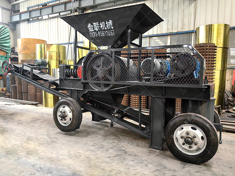 610X400對(duì)輥破碎機(jī)發(fā)貨圖片_發(fā)往甘肅蘭州_破碎金礦石 610X400對(duì)輥破碎機(jī)發(fā)貨圖片_發(fā)往甘肅蘭州_破碎金礦石