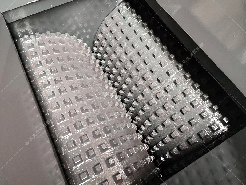 煤炭雙齒輥破碎機能破碎陶瓷嗎?每小時產(chǎn)量多大？